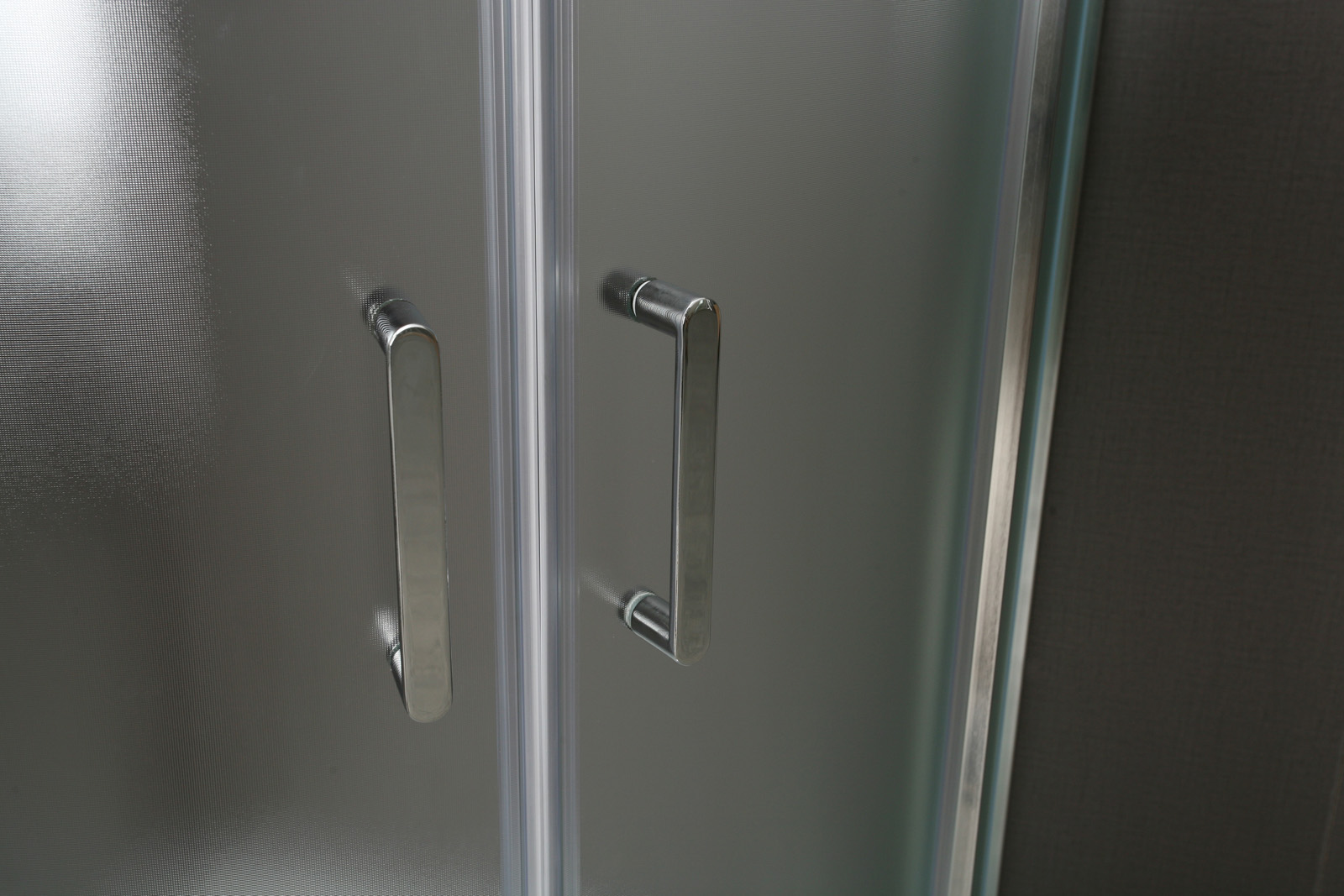 Душевой уголок BelBagno UNO-195-RH-2-120/80-C-Cr